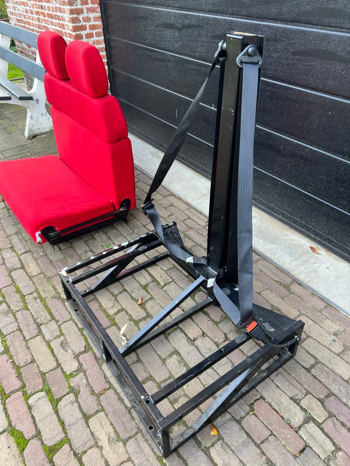 Gordelbok met Slaapbank/Zitbank Rood, Ophalen, Gebruikt