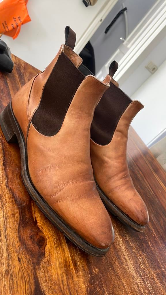 Prachtige zeer nette Santoni Boots Maat 8 (42) Kalfsleer, Kleding | Heren, Schoenen, Bruin, Boots, Ophalen of Verzenden, Zo goed als nieuw