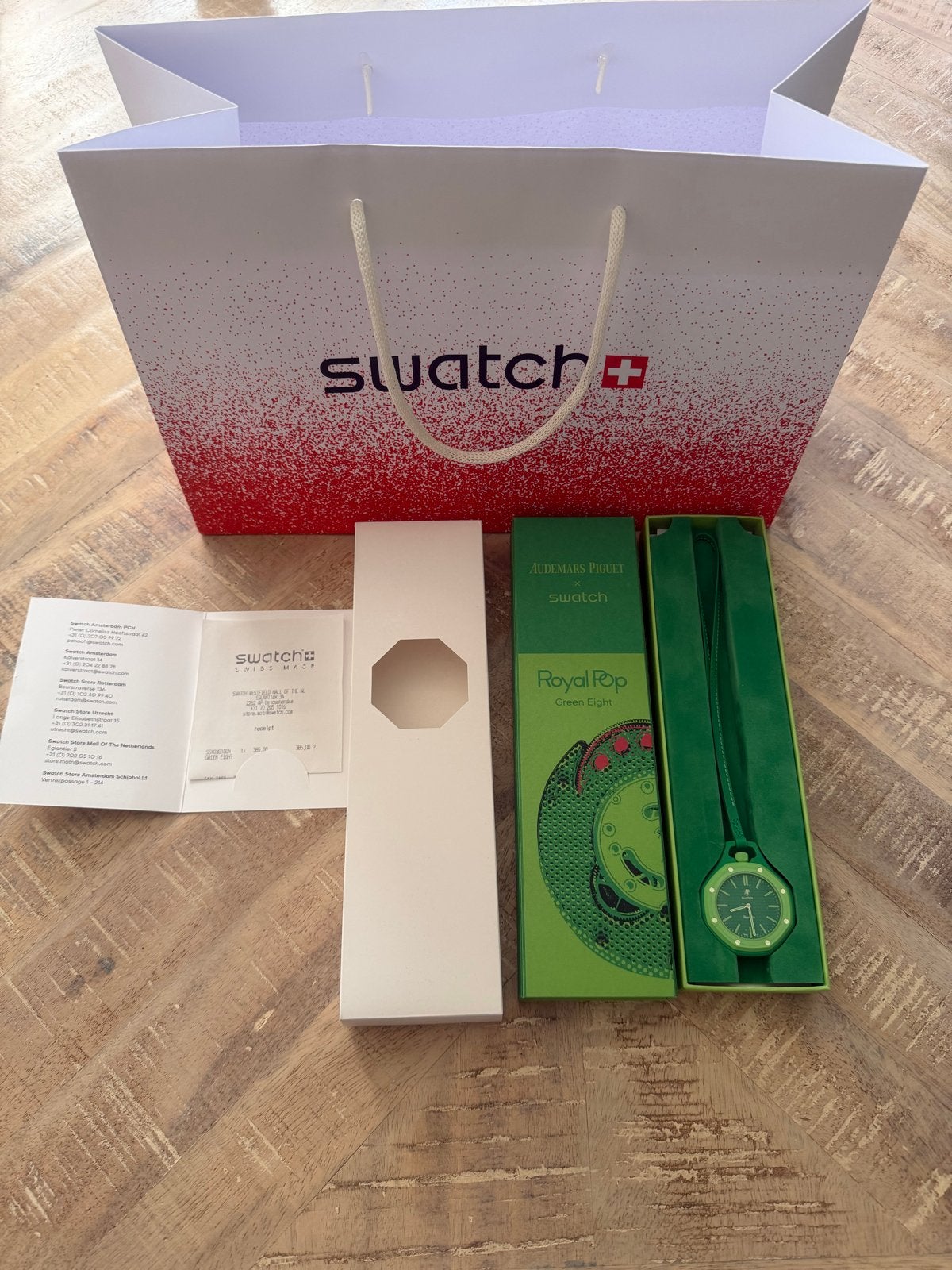 Swatch x Audemars Piguet Royal Pop Green Eight Zakhorloge, Nieuw, Ophalen of Verzenden, Kunststof, Zakhorloge