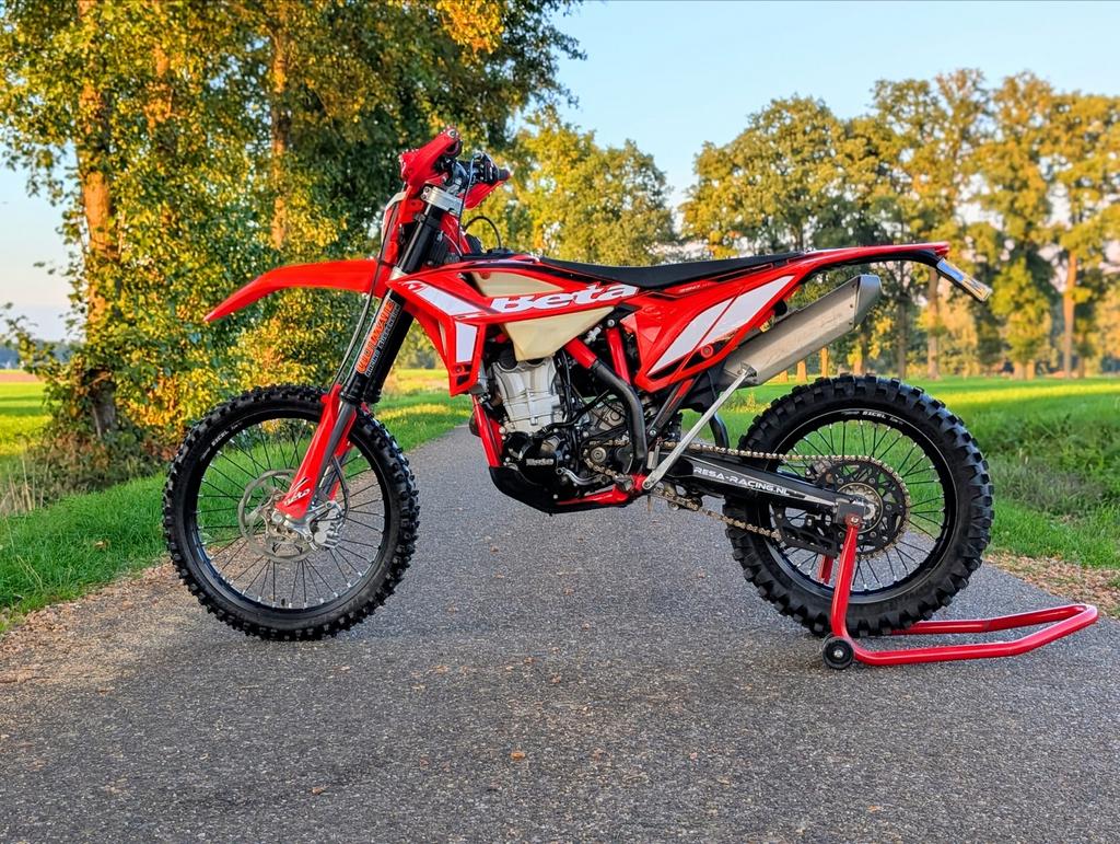 BETA Enduro 390cc  4T - 28 uur ZGAN incl kenteken !, Ophalen, Zo goed als nieuw, Overige merken