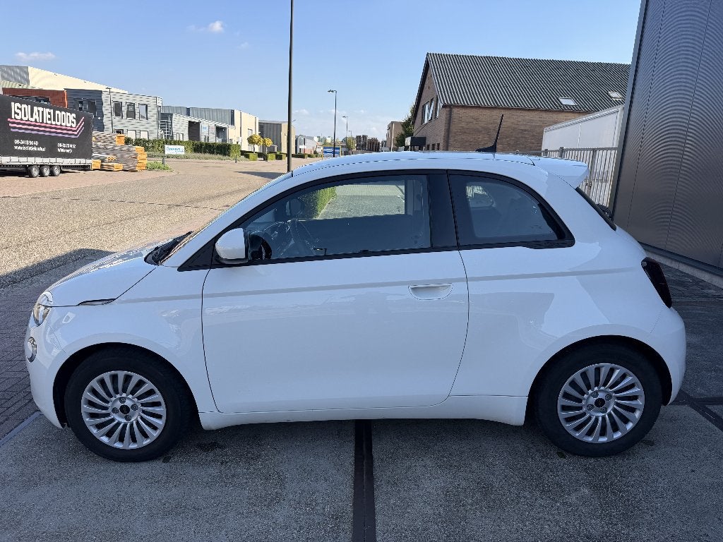 Foto 3 van Fiat 500 E 24kWh | Apple/Carplay | Lane assist