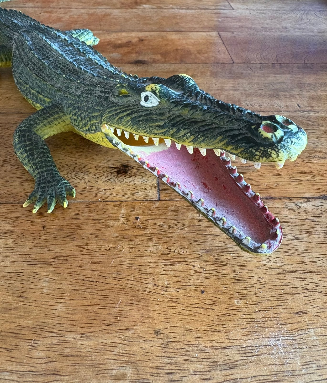 Grote krokodil, Ophalen of Verzenden, Zo goed als nieuw