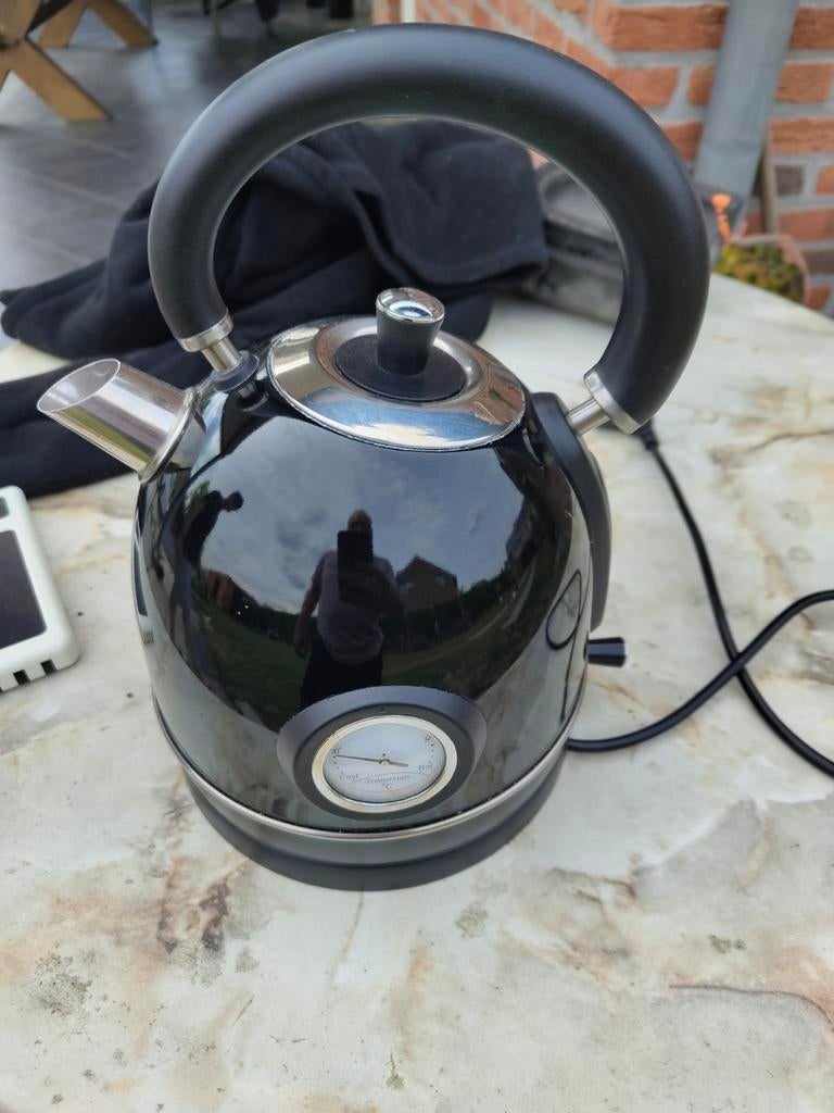 MOA Waterkoker Zwart 1.8L met Temperatuurmeter, 1 tot 2 liter, Ophalen of Verzenden, Gebruikt