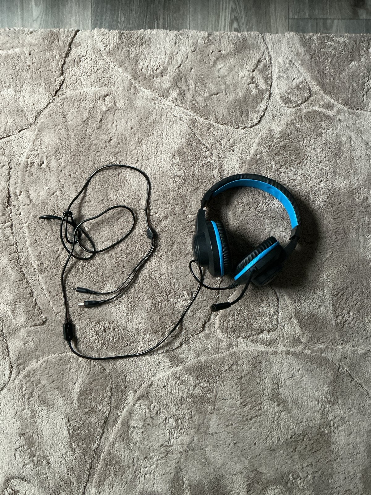 Bedrade Gaming Headset - Zwart/Blauw, Ophalen of Verzenden, Gebruikt, Over oor (circumaural), Overige merken