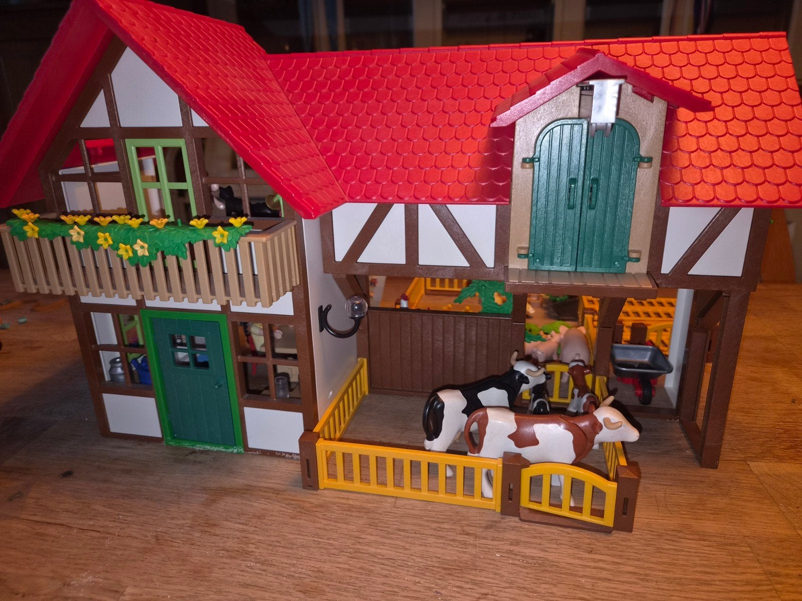 Playmobil Grote Boerderij 6120, Kinderen en Baby's, Gebouw, Complete set, Ophalen of Verzenden, Zo goed als nieuw