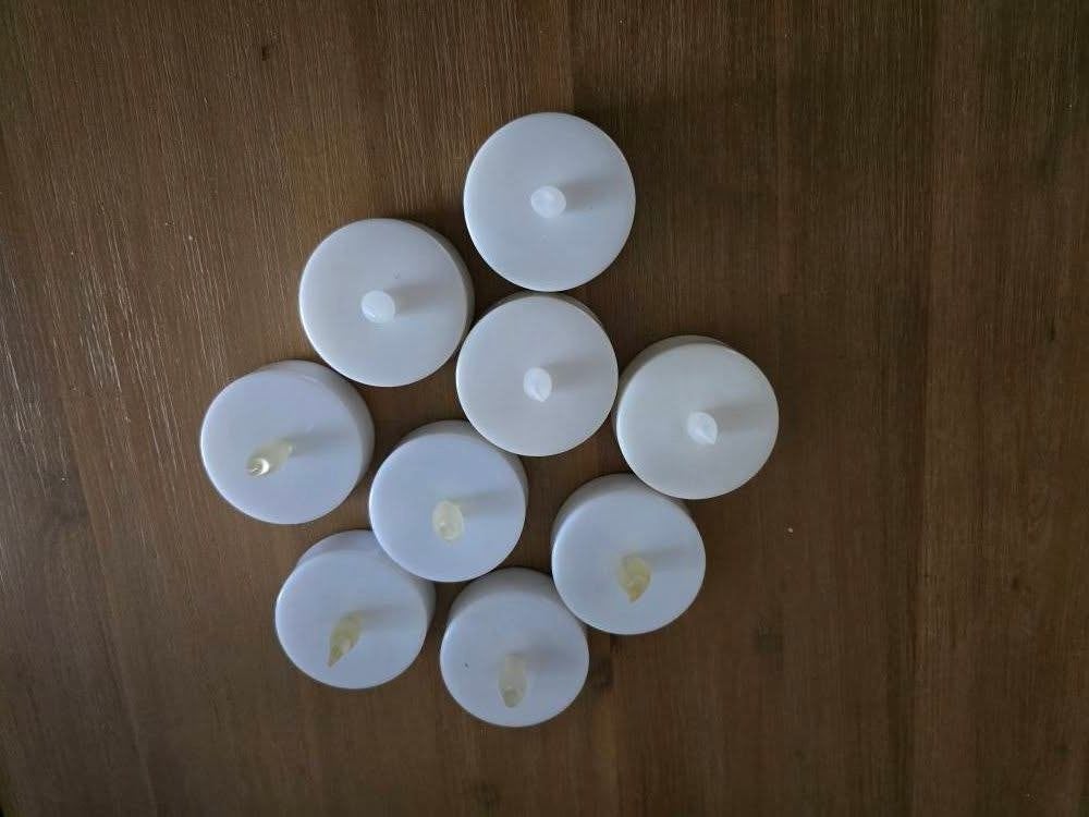 LED waxinelichtjes - set van 9, Kunststof, Gebruikt, Wit, Waxinelichthouder