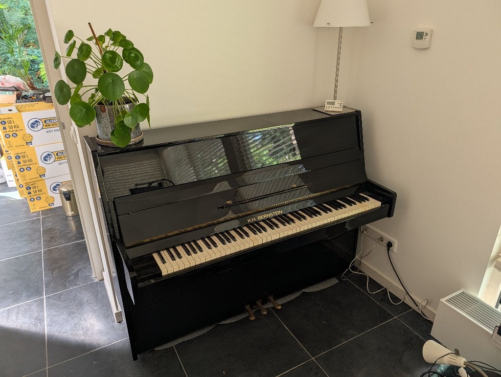 K.H. Bernstein piano, Muziek en Instrumenten, Piano's, Ophalen, Zwart, Zo goed als nieuw, Piano