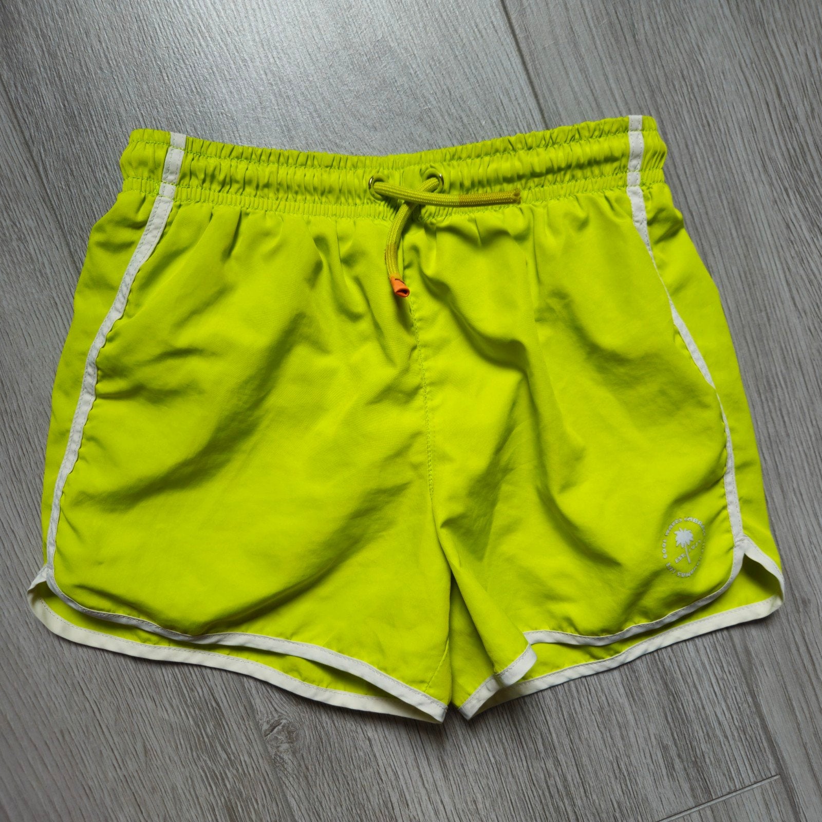 Zara Neon gele zwemshort met witte bies maat 116, Kinderen en Baby's, Ophalen of Verzenden, Jongen, Zwembroek