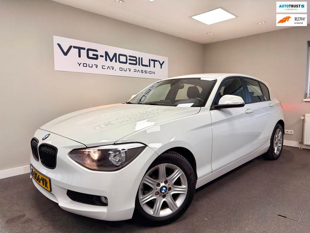 BMW 1-serie 116i Business+ Elektrisch Pakket|Airco|PDC A|Mul, 1-Serie, Euro 5, Gebruikt, Zwart