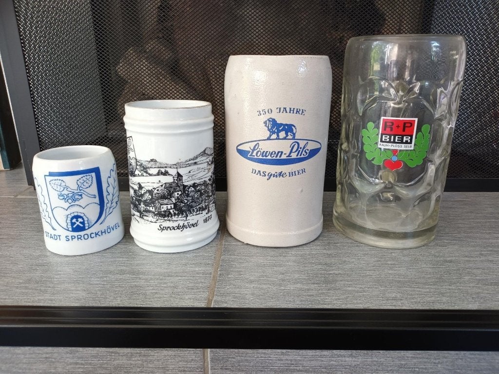 4 vintage Duitse bierpullen, Ophalen of Verzenden, Gebruikt, Glas of Glazen, Overige merken