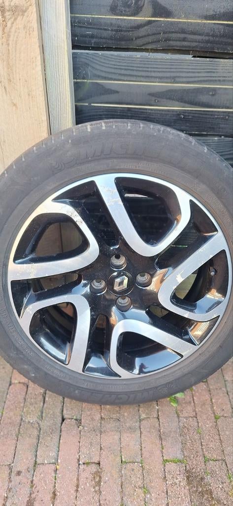 Renault Captur wielen 205 55 17, Ophalen, Renault
