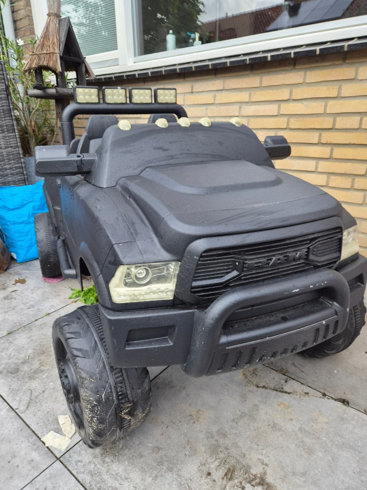 Elektrische kinderauto RAM truck - Gebruikt, Gebruikt