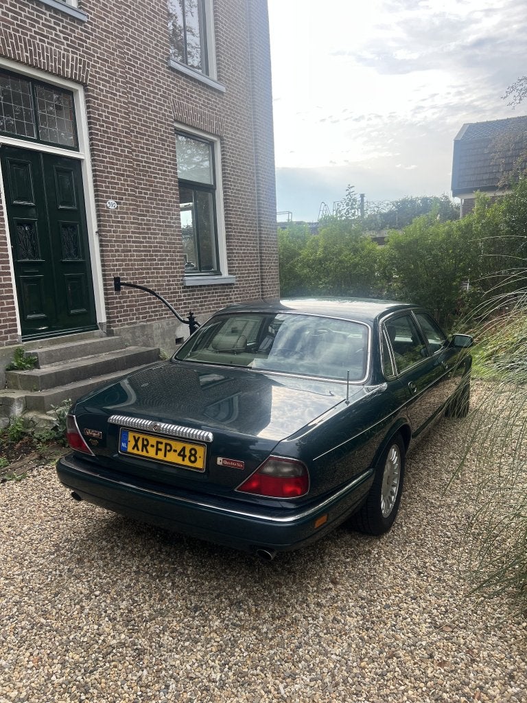 Jaguar XJ 6.0 LWB AUT 1997 Groen, foto 3