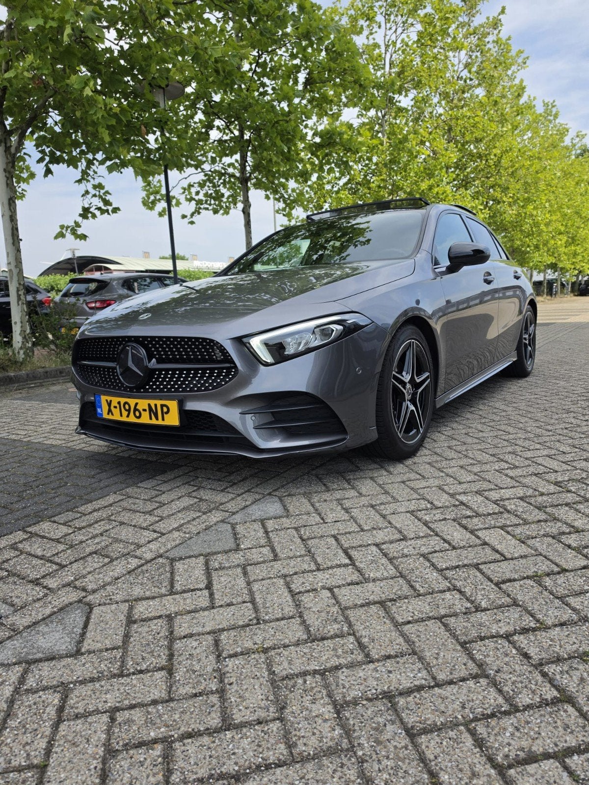Mercedes-Benz A-Klasse A 200 163pk 7G-DCT 2019 Grijs, 4 cilinders, 163 pk, 75 €/maand, Grijs