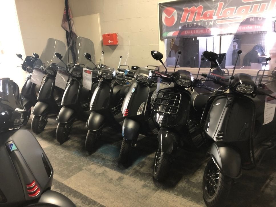 Foto 18 van GROOTAANBOD: 120X PIAGGIO ZIP SP VESPA SPRINT S  SPEEDFIGHT