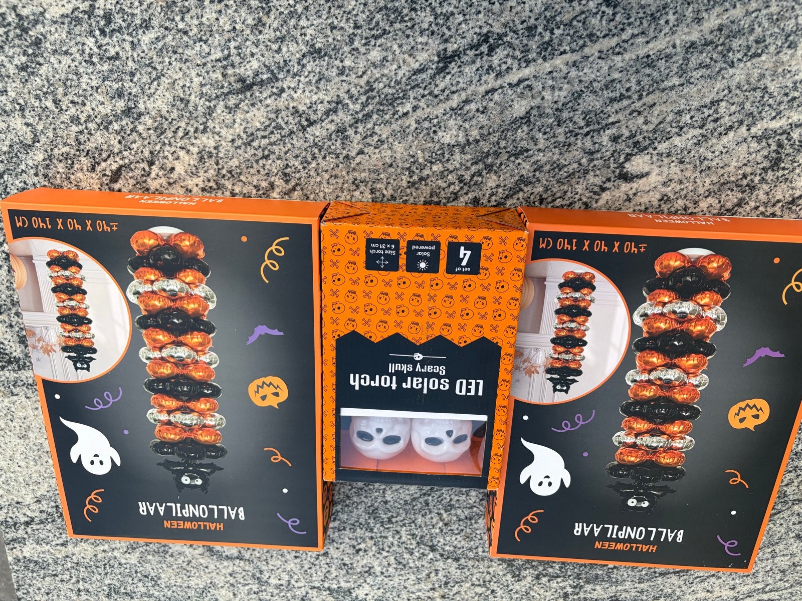 Nieuwe Halloween decoratie: Ballonpilaren en LED fakkels, Ophalen, Nieuw, Versiering, Halloween of Griezel