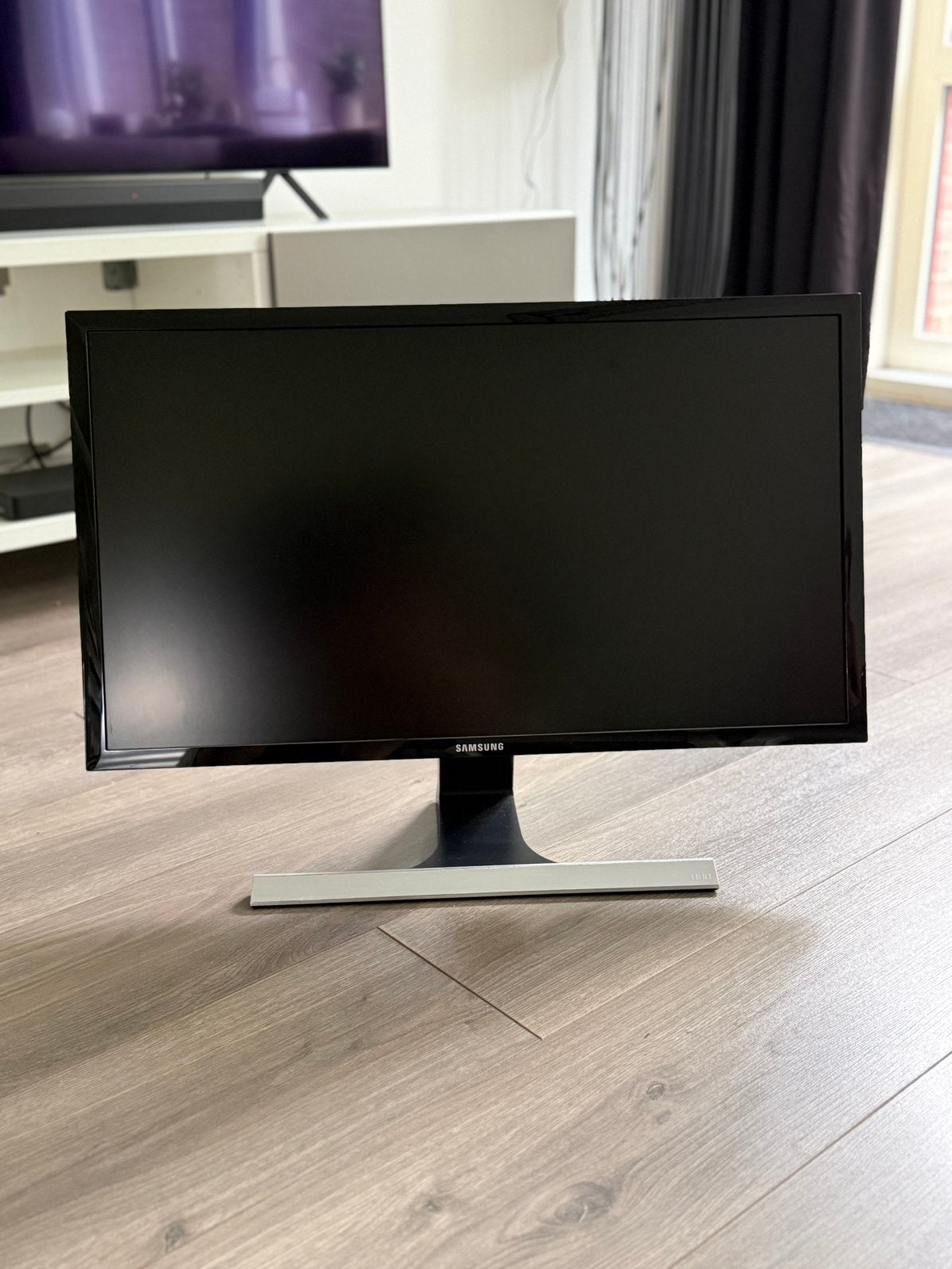 Samsung 28 inch 4K UHD beeldscherm, Gebruikt, Kantelbaar, Ultra HD (4K), 1 tot 2 ms