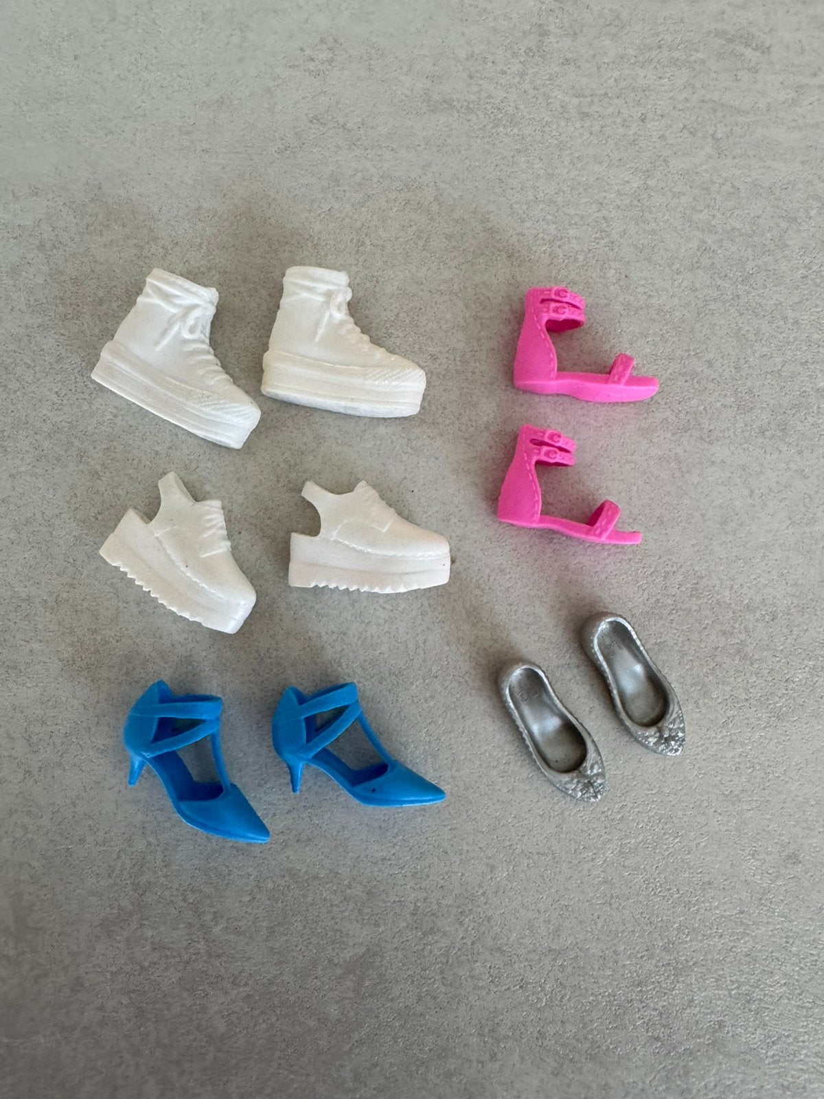 Barbie schoentjes platte voetjes, Ophalen of Verzenden, Gebruikt, Accessoires