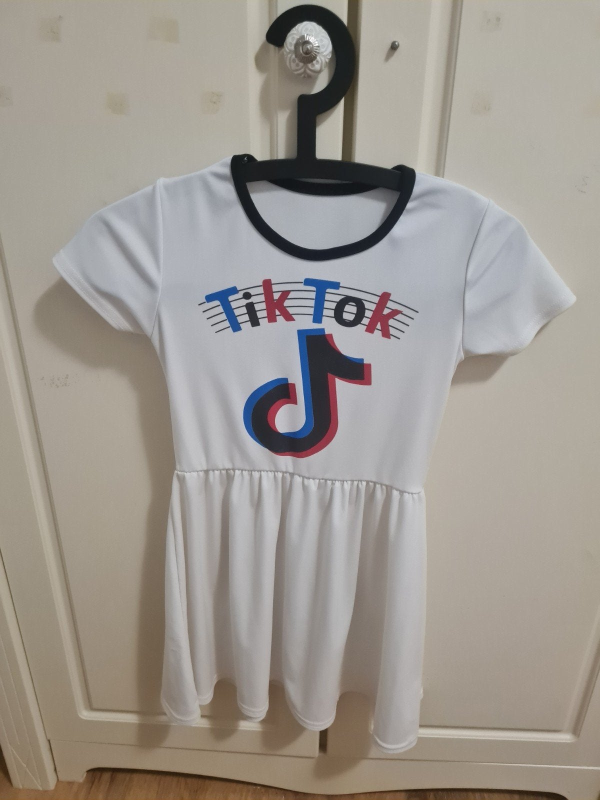 Leuke TikTok jurkjes en jumpsuit, Kinderen en Baby's, Kinderkleding | Maat 134, Ophalen of Verzenden