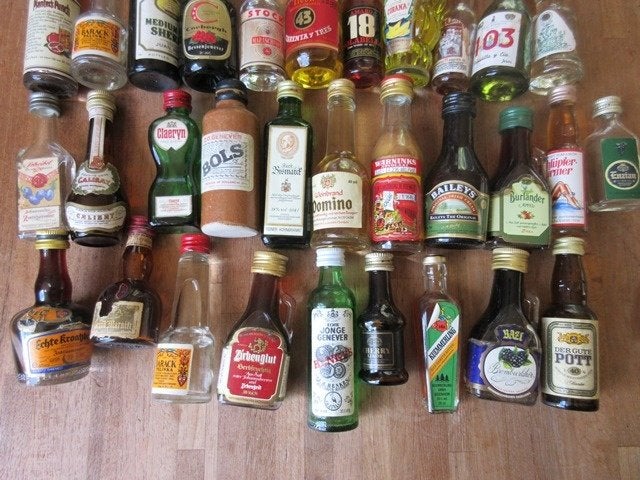 Drankflesjes reclame miniatuur retro vintage drank flesje, Ophalen