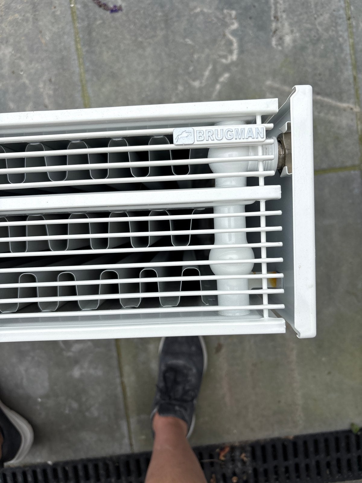 Brugman T33 Radiator 60x60 cm - Zo goed als nieuw, Doe-het-zelf en Verbouw, Verwarming en Radiatoren, Ophalen, 30 tot 80 cm, Radiator