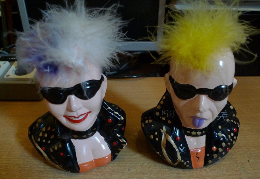 GEZOCHT: Twee keramische borstbeeld Punkers..., Ophalen of Verzenden, Gebruikt