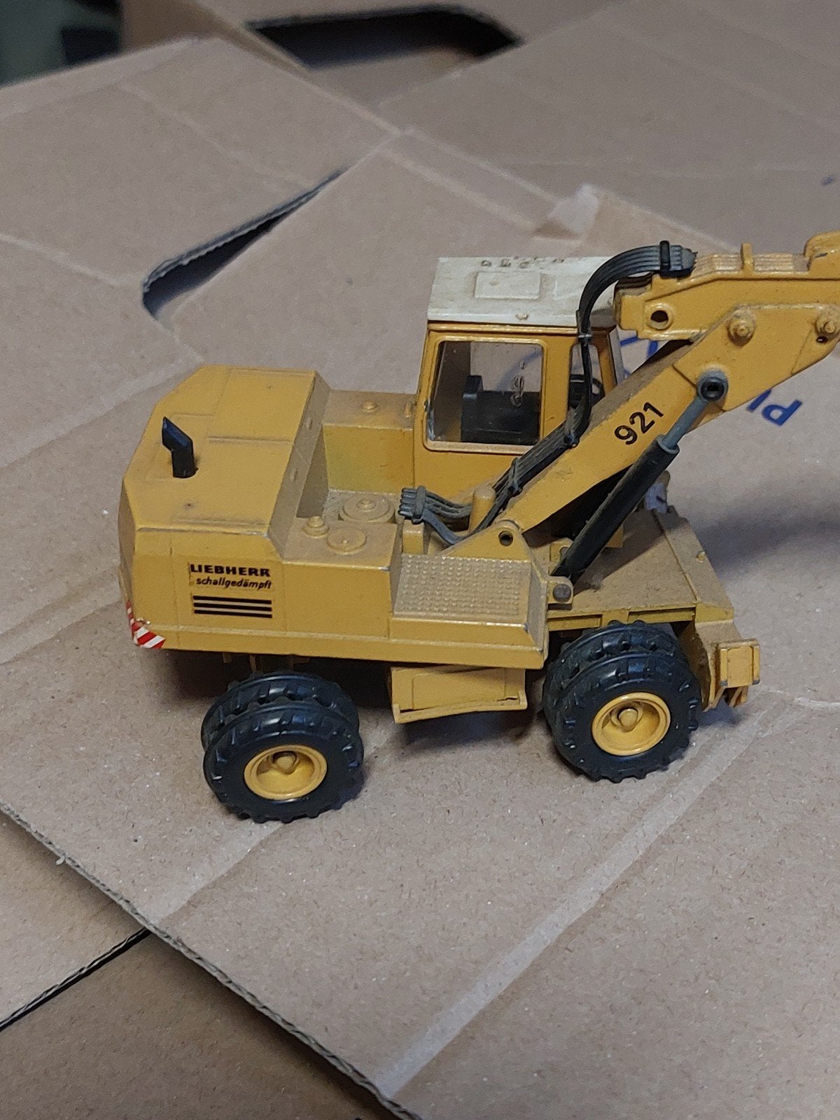 Liebherr 921 Graafmachine Model - Geel, Ophalen of Verzenden, Gebruikt