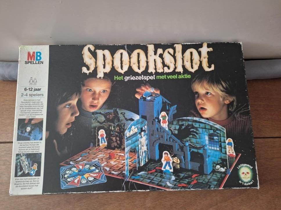 Vintage Spookslot - compleet, Drie of vier spelers, Ophalen of Verzenden, Gebruikt, MB Spellen