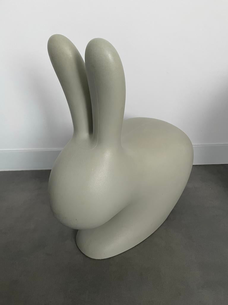 Qeeboo Rabbit Chair - Grijs kinderstoeltje, Ophalen, Gebruikt, Stoel