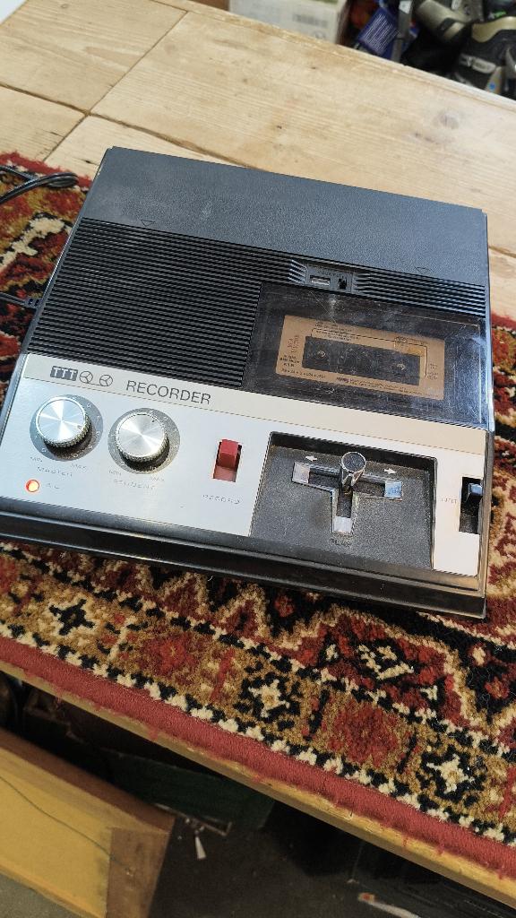 Sanyo MR 420LL cassette recorder – niet werkend, Ophalen of Verzenden, Defecte bandrecorder