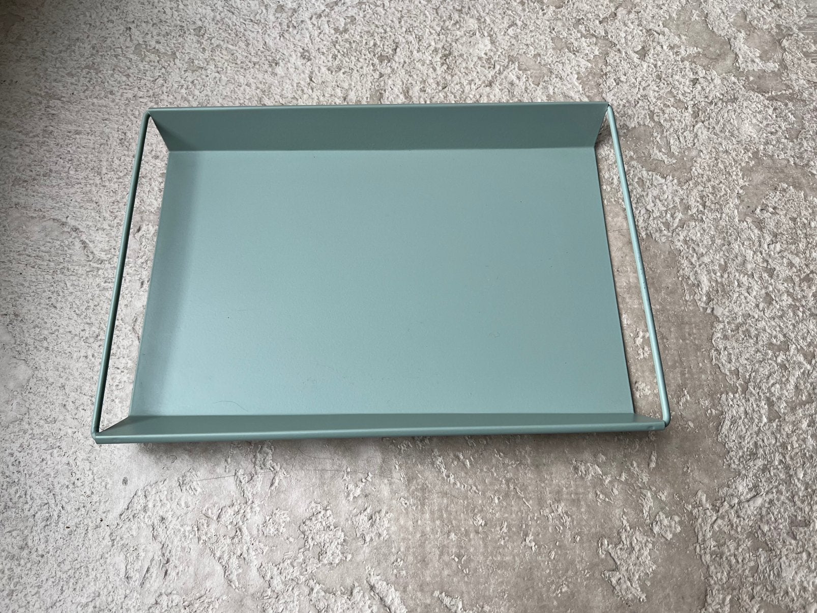 Dienblad of plateau in mint groen metaal, Ophalen of Verzenden, Zo goed als nieuw, Dienblad, Metaal