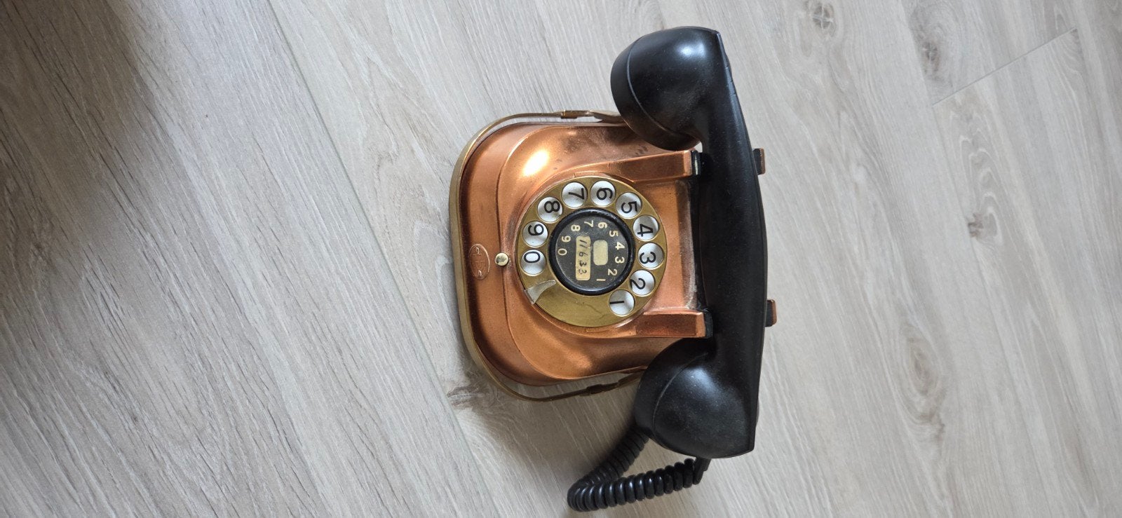 Vintage Koperen Telefoon met Draaischijf, Antiek en Kunst, Ophalen