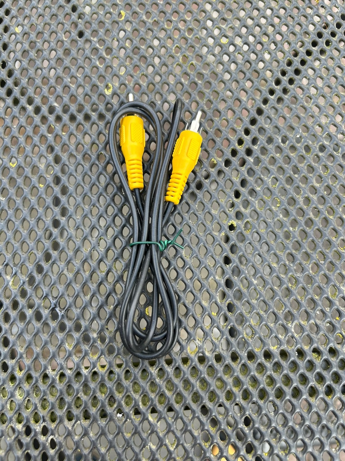 Audiokabel / videokabel tulp-tulp 1m, Ophalen of Verzenden, Zo goed als nieuw, Minder dan 2 meter, Overige kabels