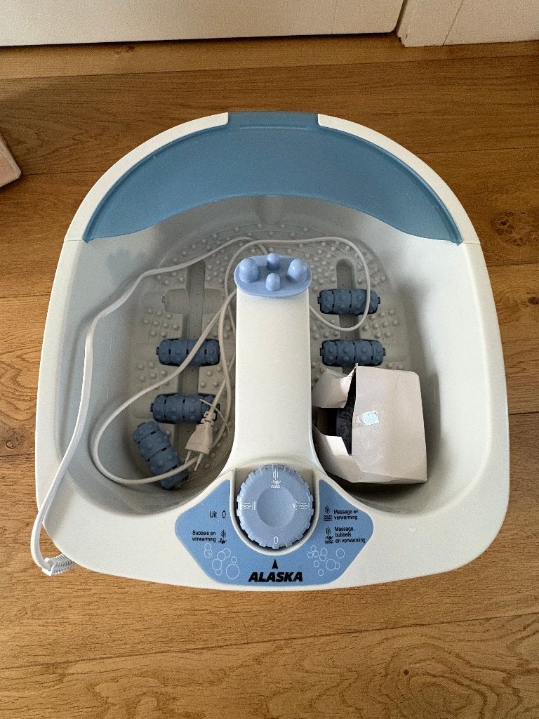 Alaska FMW 1000 voetmassagebad met bubbels en warmte, Ophalen, Massagetafel