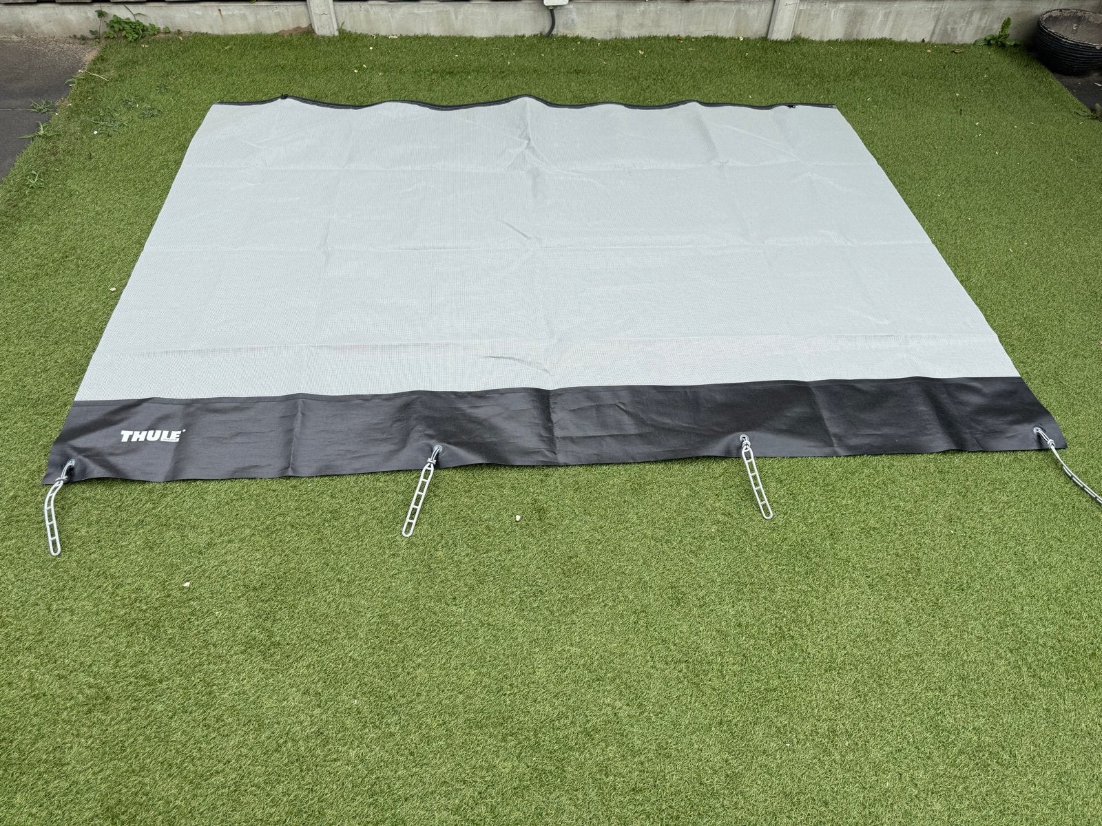 Thule Sun Blocker Front G2 voorwand 240, Caravans en Kamperen, Ophalen, Zo goed als nieuw