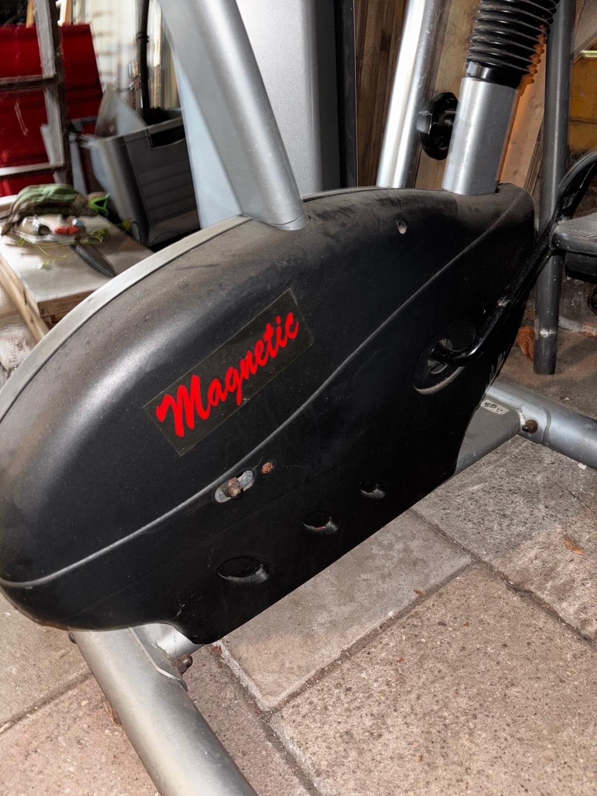 Hometrainer Magnetic, Ophalen, Zo goed als nieuw, Metaal, Benen