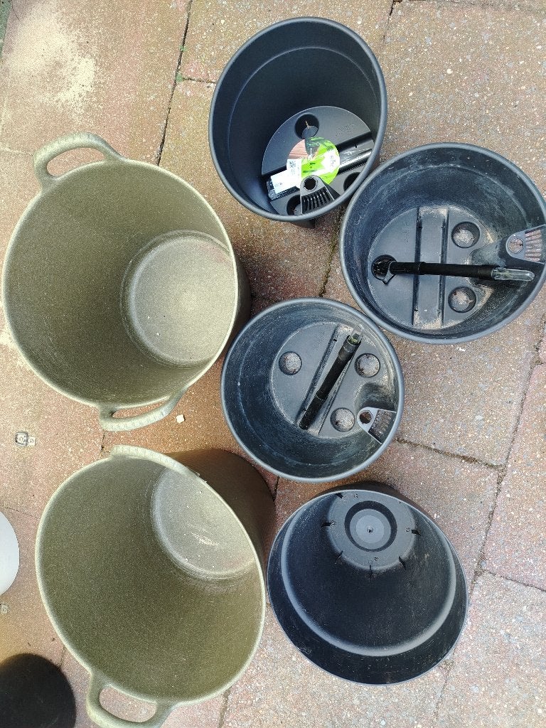 3 Elho zelfgevende water plantenbakken, Tuin en Terras, Bloembakken en Plantenbakken, Kunststof, Minder dan 30 cm, Rond, Ophalen of Verzenden