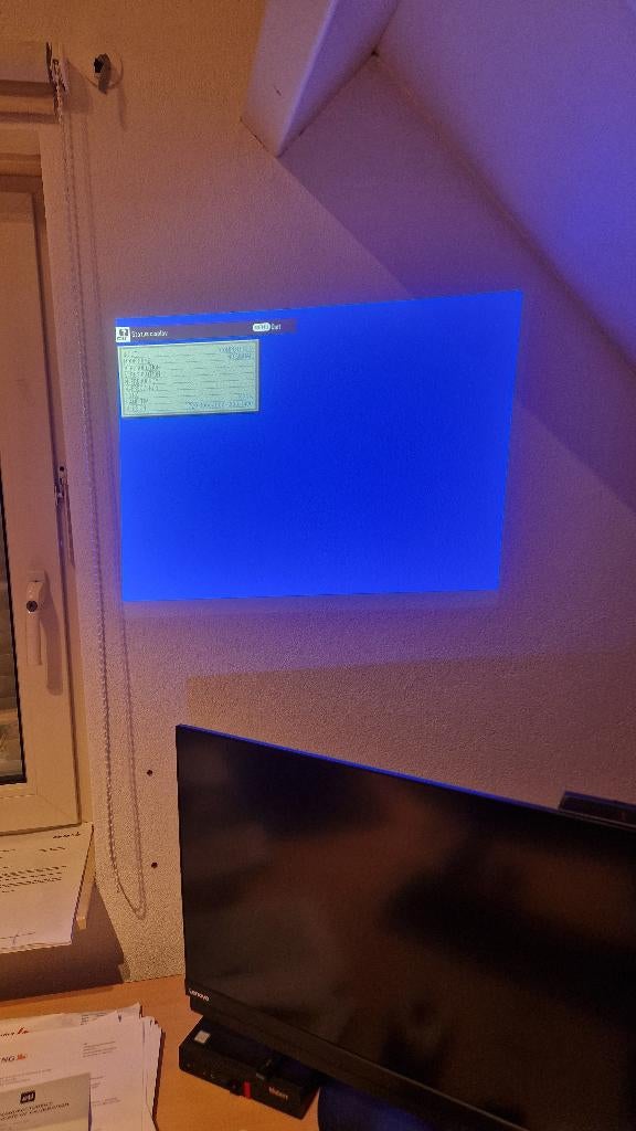 Toshiba Beamer TLP-T720 - Met Tas & Kabels, Ophalen of Verzenden, Gebruikt, DLP