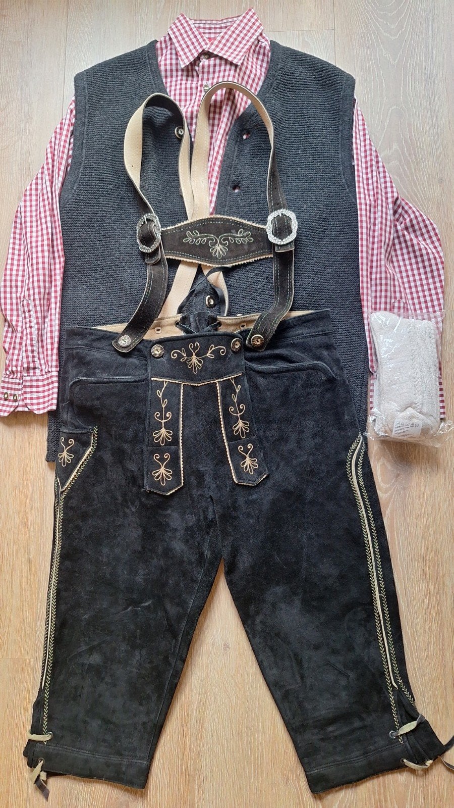 Trachten Lederhose 50 vest overhemd kousen Tiroler, Ophalen of Verzenden, Gedragen, Maat 48/50 (M)