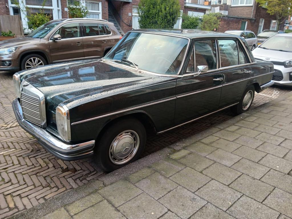 Mercedes w114/8 240d belasting/Apk vrij, Auto's, Particulier, Te koop