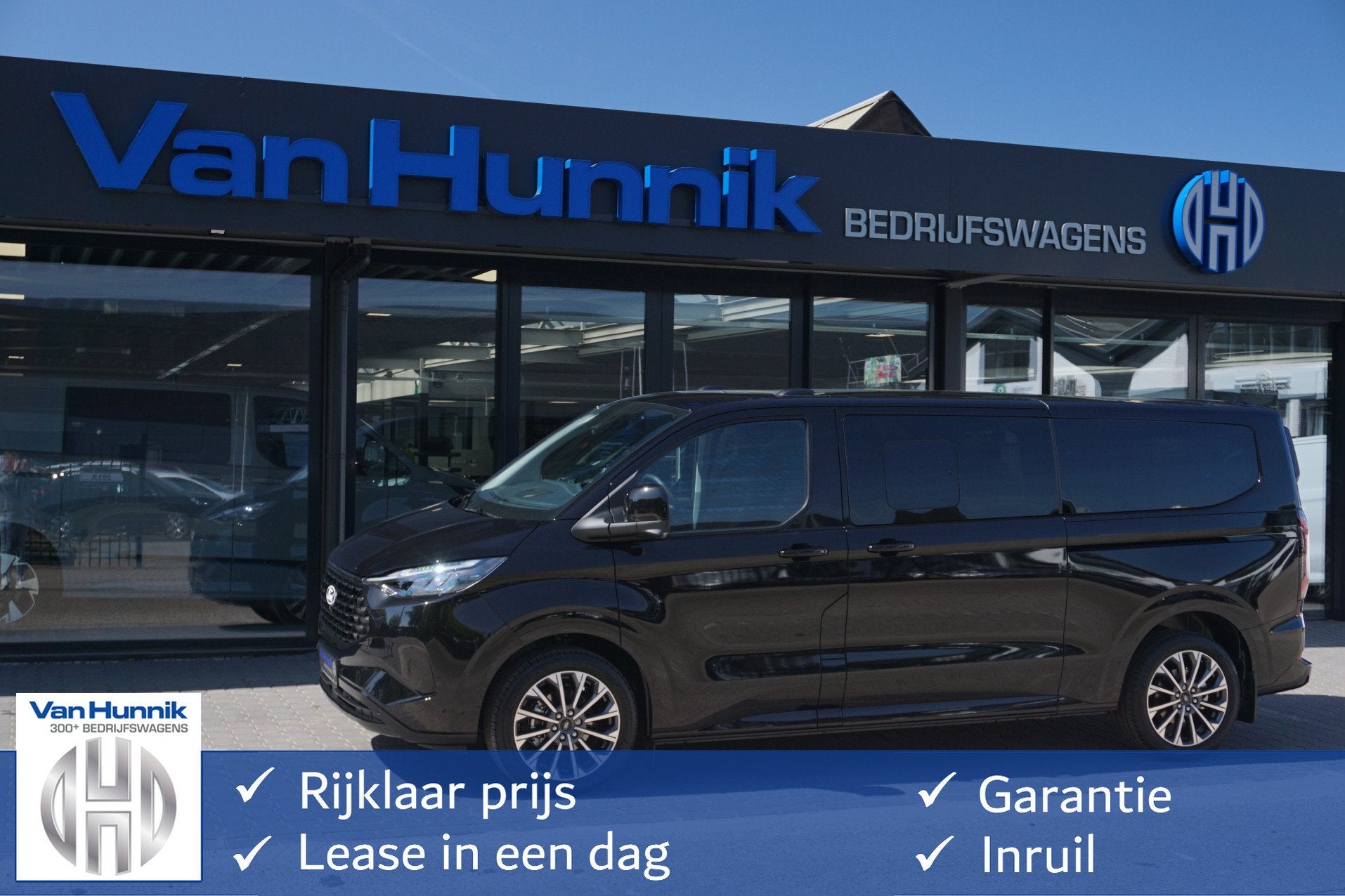 Ford Transit Custom Tourneo 340L 2.5 PHEV 233PK Dubbel Cabin, Auto's, 8 stoelen, 4 cilinders, 1850 kg, Zwart