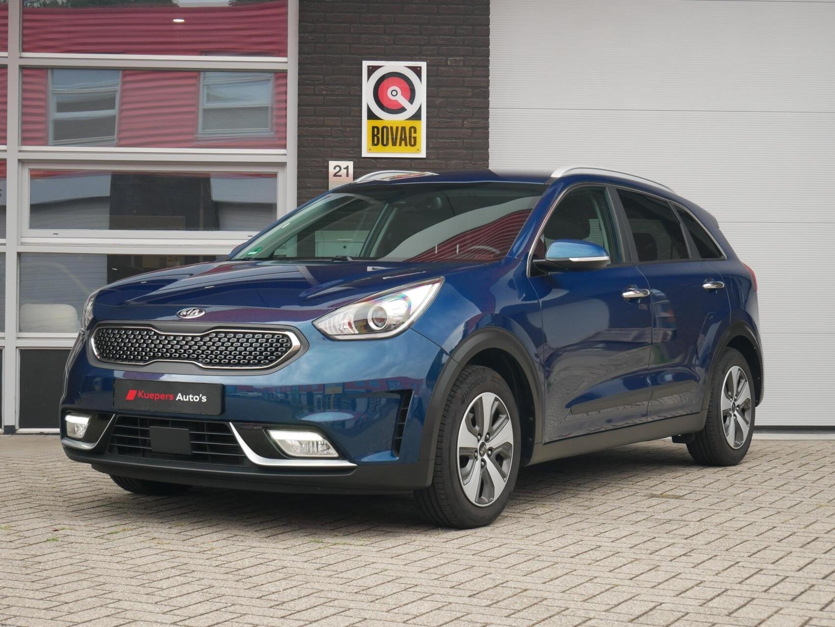 Kia Niro 1.6 GDi Hybrid DynamicLine Camera| Trekhaak| Navi+B, Automatische klimaatregeling, Gebruikt, Zwart, Blauw