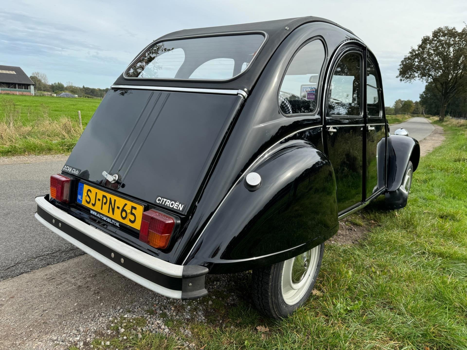 Citroen 2 CV 2CV6 Club compleet gerestaureerd, Voorwielaandrijving, 2CV, 4 stoelen, Zwart