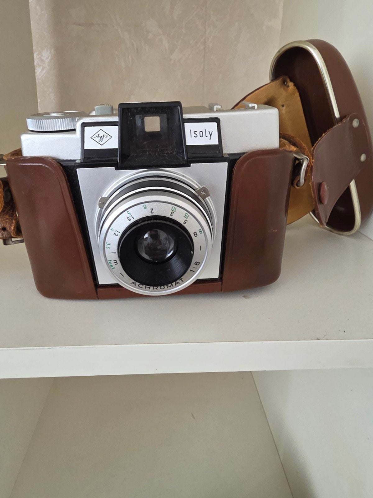 Agfa Isoly vintage camera met lederen tas, Ophalen of Verzenden, Gebruikt, Compact, Overige Merken