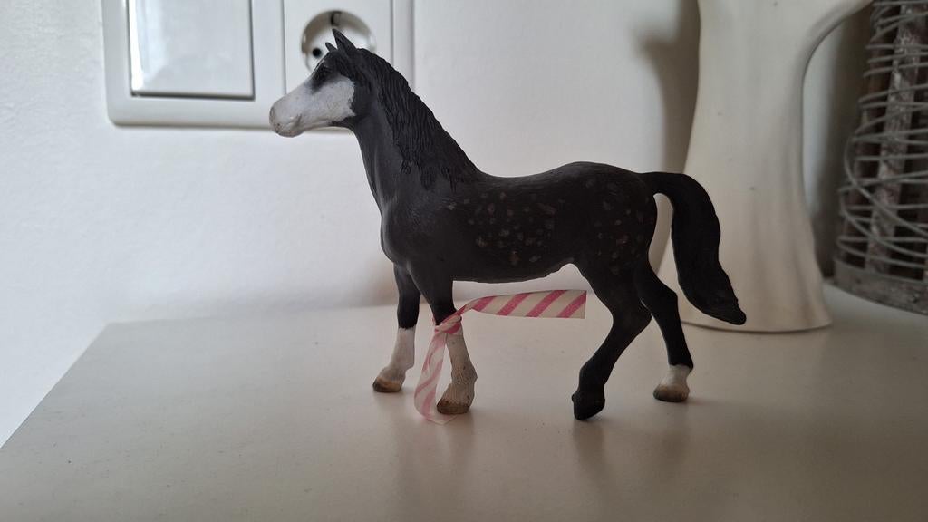 Schleich repaint paard, Verzamelen, Dierenverzamelingen, Ophalen of Verzenden, Zo goed als nieuw, Paard, Beeldje of Figuurtje