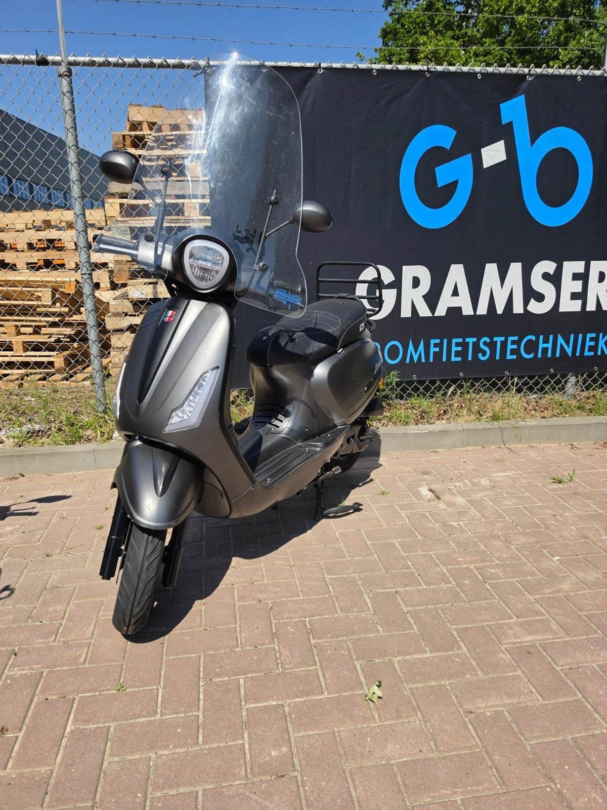 GTS Bravo, Fietsen en Brommers, Ophalen, Benzine, Maximaal 25 km/u, Gebruikt
