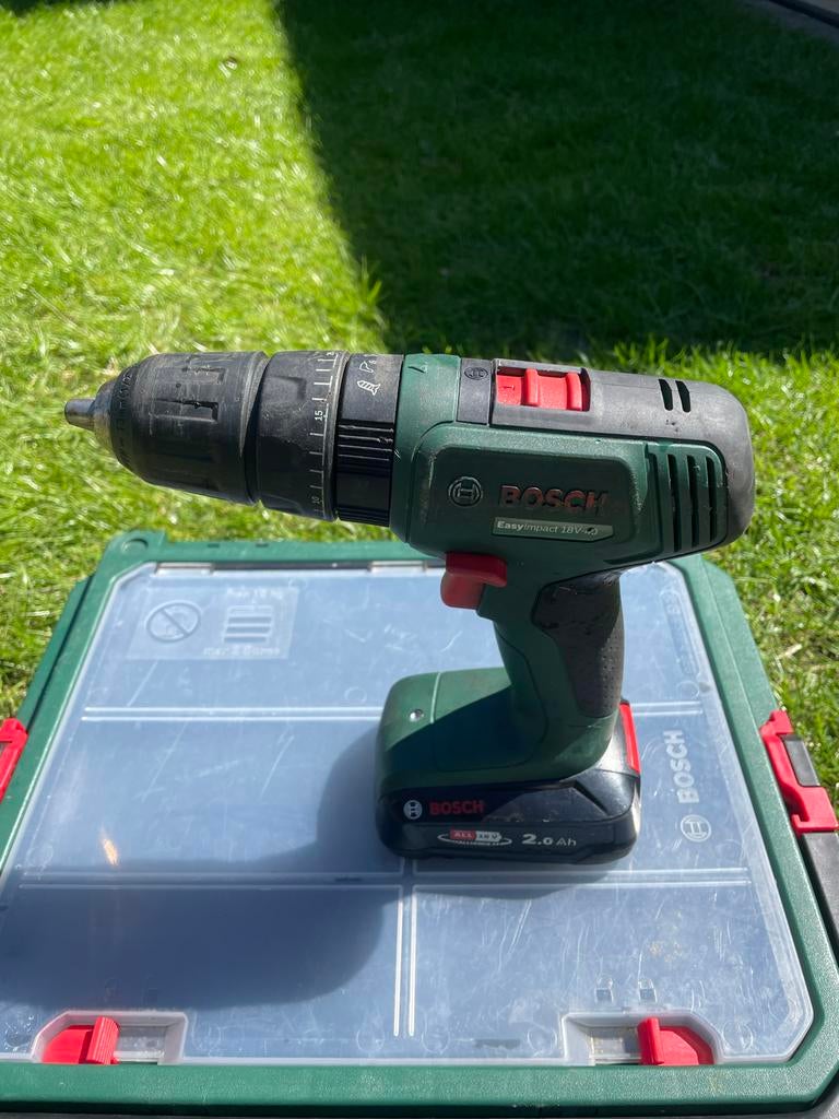 Bosch EasyImpact 18V Klopboormachine met accu en box, Gebruikt, Ophalen of Verzenden, Boor- en Schroefmachine, Minder dan 400 watt