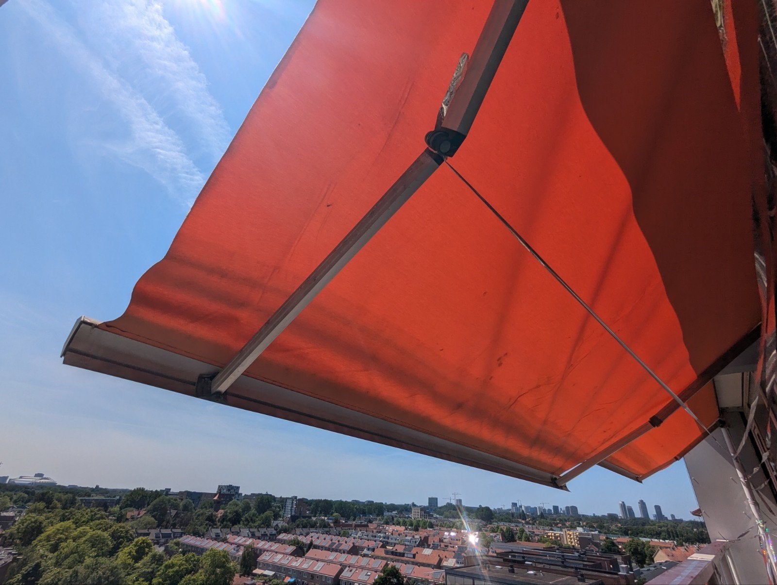 GRATIS 2x oranje zonnescherm van 3.5 breed, ZSM WEG!, Ophalen, Gebruikt, Knikarmscherm