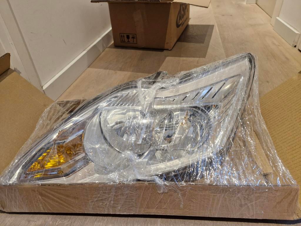 Koplamp links Ford Focus III Halogeen Visteon 20-201-01103, Ophalen of Verzenden, Nieuw, Ford