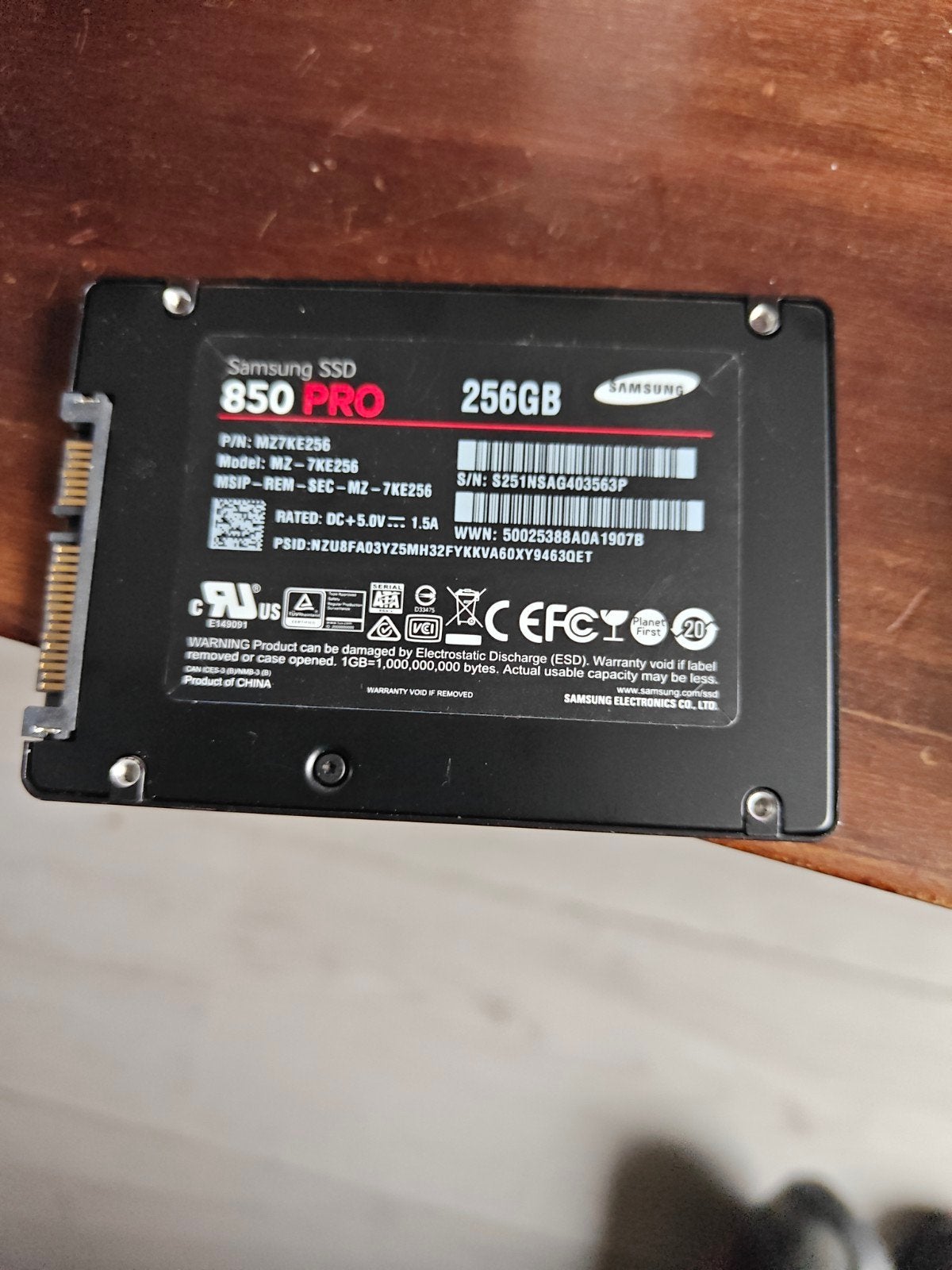 Samsung SSD 850 PRO 256GB - Snelle en Betrouwbare Opslag, Computers en Software, Harde schijven, Intern, 256GB, Server, Ophalen of Verzenden